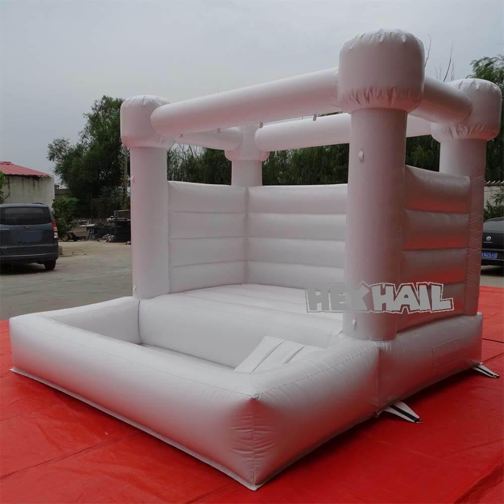 White Inflatable Bounce House - Heyhail