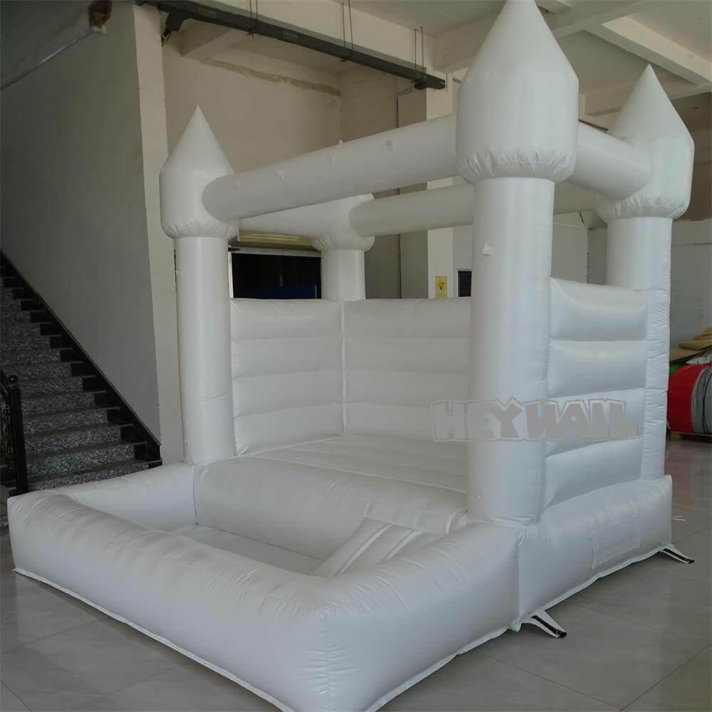 White Inflatable Bounce House - Heyhail